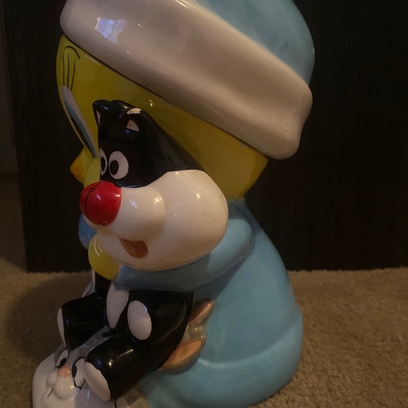 Looney Tunes Gibson Cookie Jar